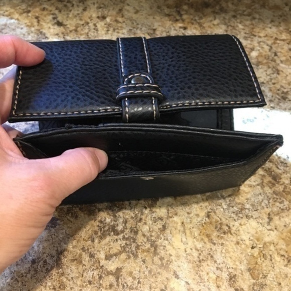 Relic Wallet Black Like New - Picture 11 of 12